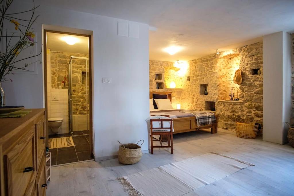 Stone House Kula Milica Villa Mala Cista Exterior photo